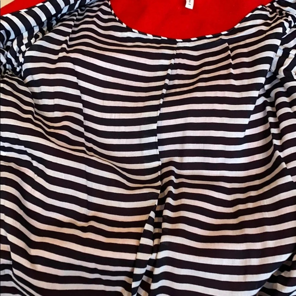 Splendid red coat size Medium - Picture 15 of 17